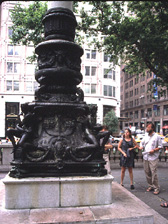 Seminar Bronze tour, library flagpole